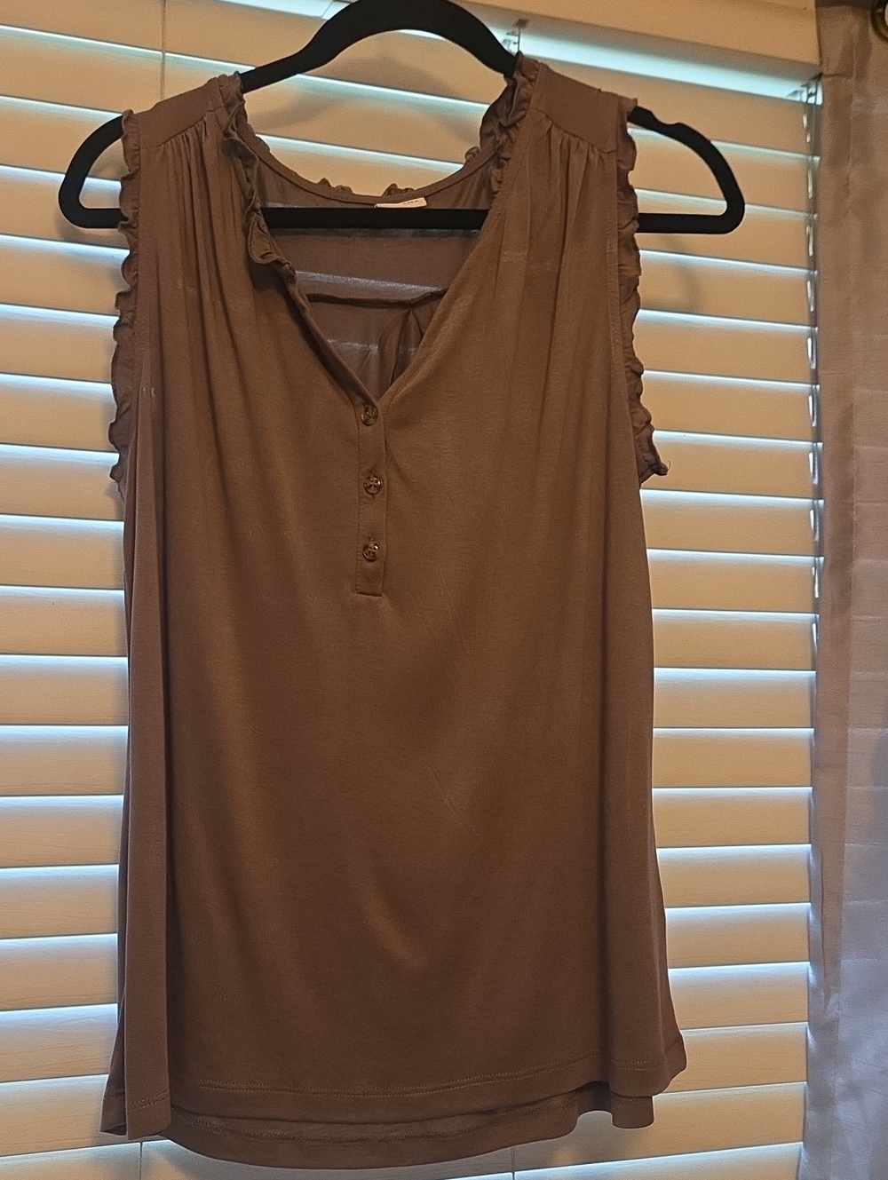 Sleeveless Ruffle Henley Tank Top - Taupe